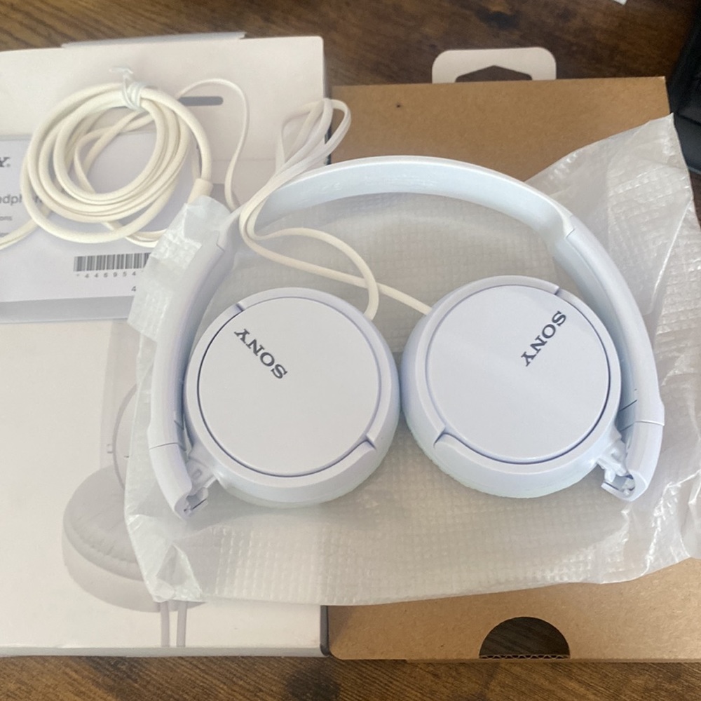 White Sony MDR-ZX110 headphones
